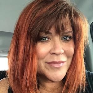 Meet your Posher, Lynn